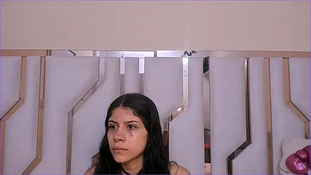 TifanyChill online show from December 4, 5:54 pm