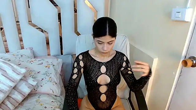 TifanyChill online show from February 6, 6:44 pm