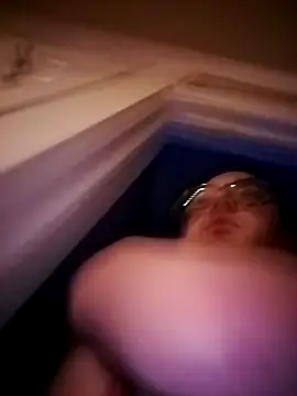 420getsmehorny online show from December 4, 6:55 am