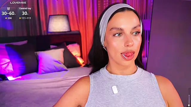 LunaNight online show from April 12, 8:58 pm