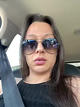 Snapshot of Lilly_Black88888 chatting on May 17, 12:34 pm Lilly Black88888 online show from May 17, 12:34 pm