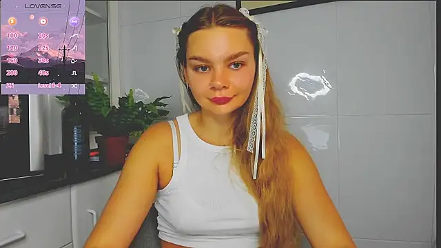 Molly sweetie online show from July 18, 6:39 am