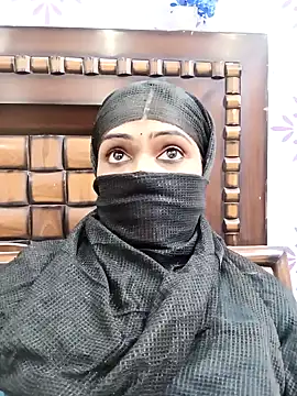 Snapshot of Yours-Bebo chatting on January 21, 6:23 pm Yours-Bebo online show from January 21, 6:23 pm