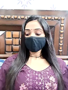 Snapshot of Yours-Bebo chatting on September 28, 6:41 am Yours-Bebo online show from September 28, 6:41 am