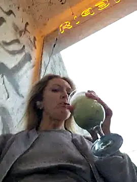 Miss    Mia  online show from October 13, 1:44 pm