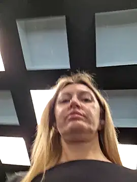 Miss    Mia  online show from November 16, 8:53 am