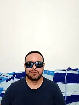 ElSunEagle online show from April 27, 2:31 am