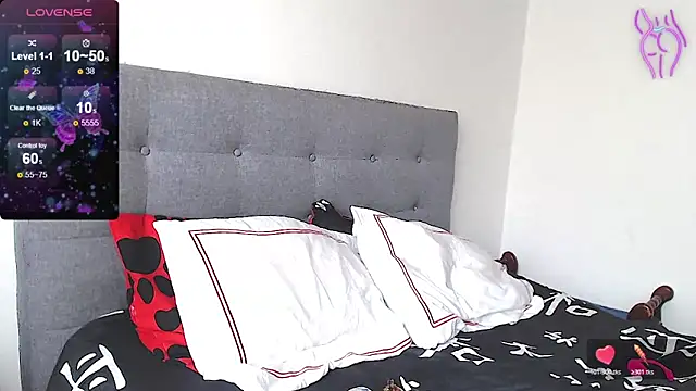 Snapshot of MagicStephany_ chatting on December 16, 1:27 pm MagicStephany online show from December 16, 1:27 pm