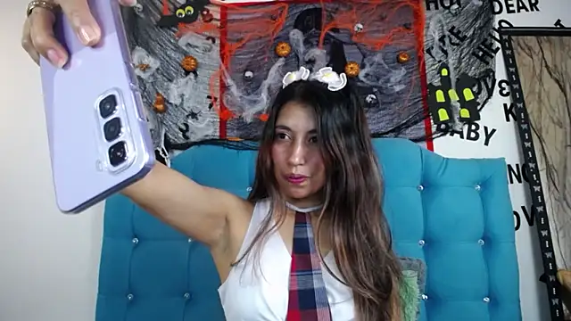 sweet skylove  online show from October 19, 2:50 pm