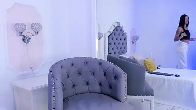 Snapshot of Jasmine55__ chatting on December 6, 4:03 am Jasmine55 online show from December 6, 4:03 am