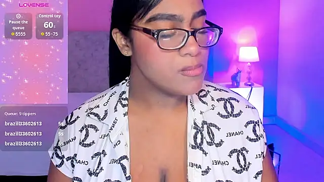 Snapshot of BlakmillerrGilson chatting on October 17, 8:00 pm BlakmillerrGilson online show from October 17, 8:00 pm