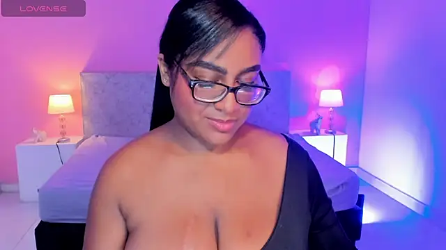 Snapshot of BlakmillerrGilson chatting on October 24, 7:54 pm BlakmillerrGilson online show from October 24, 7:54 pm