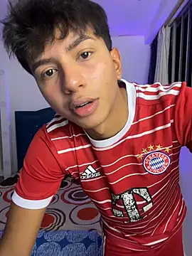 Snapshot of Leonarrrd_01 chatting on October 16, 11:50 pm Leonarrrd 01 online show from October 16, 11:50 pm