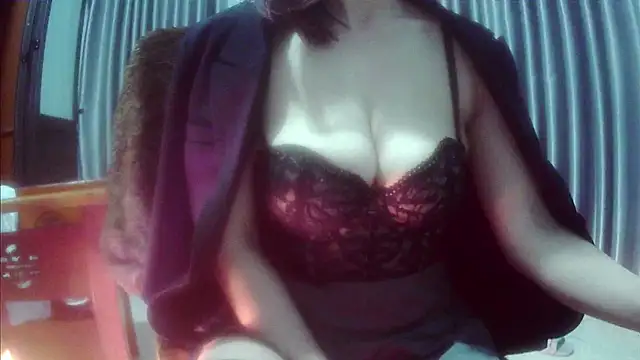 Yii-Ser online show from February 11, 8:36 pm