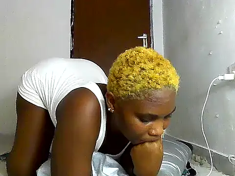 SexyKimberly23 online show from November 1, 3:36 pm