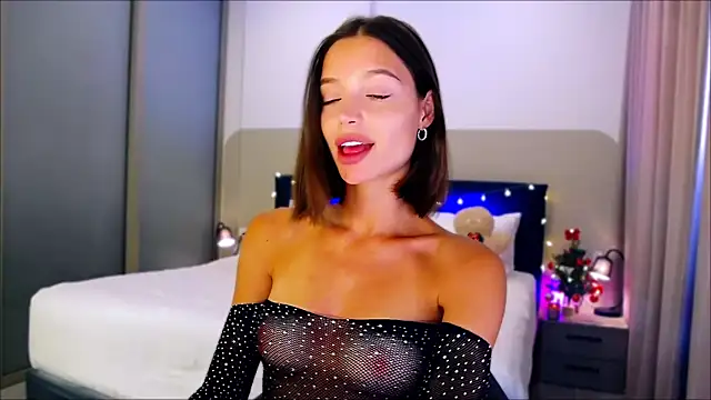 wow Mia online show from December 30, 1:26 am