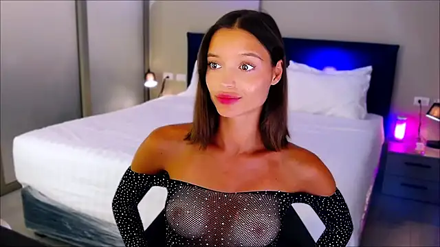 wow Mia online show from February 21, 8:18 am