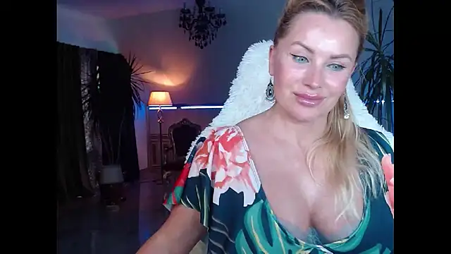 eyesangel22 online show from December 9, 11:58 am