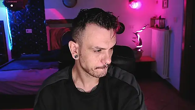 cek 186 online show from December 8, 2:52 pm