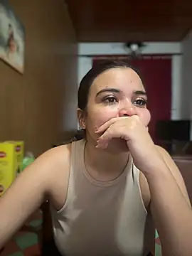 Snapshot of CamilaSofiia chatting on July 18, 1:32 am CamilaSofiia online show from July 18, 1:32 am