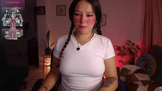 Lexie Thompson10 online show from January 18, 3:42 am