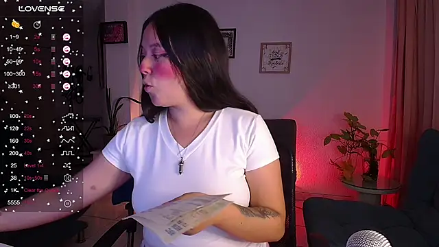 Lexie Thompson10 online show from March 9, 4:05 am