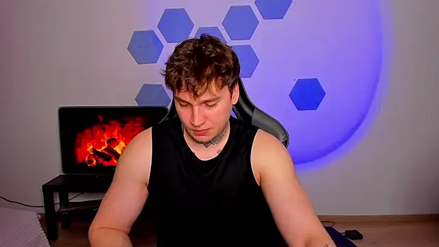 Chris Tyson online show from April 18, 10:08 am