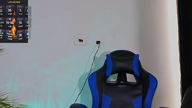 EdwardRoss  online show from November 7, 9:26 pm