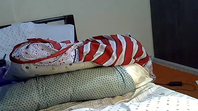 Snapshot of sweet_darlli chatting on July 11, 1:41 am sweet darlli online show from July 11, 1:41 am