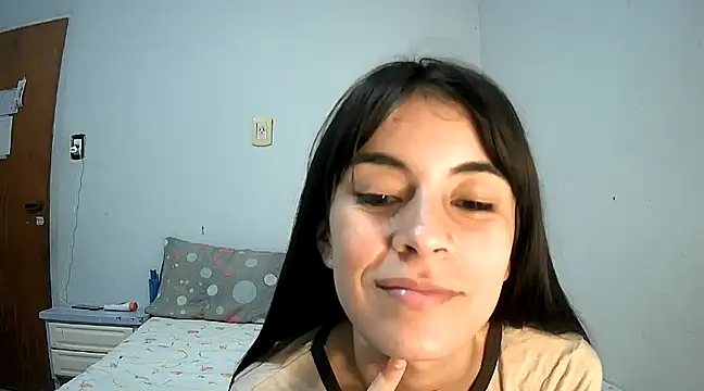 melodybar27 online show from February 3, 11:20 am