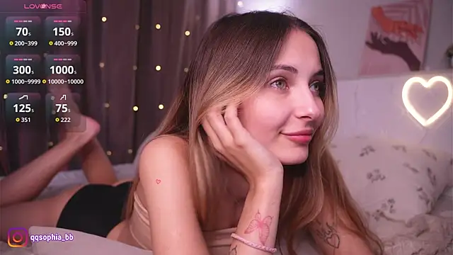 ErinLewist online show from April 28, 2:27 am