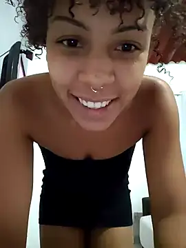 Julia Pretinha online show from December 29, 2:27 am