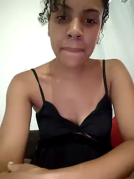 Julia Pretinha online show from September 10, 1:55 pm