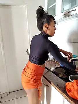 Snapshot of Julia_Pretinha chatting on October 22, 1:11 pm Julia Pretinha online show from October 22, 1:11 pm