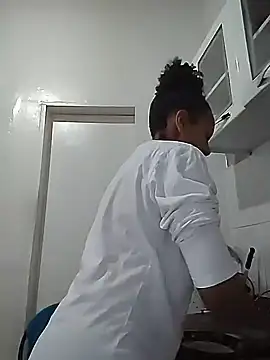 Snapshot of Julia_Pretinha chatting on November 8, 3:12 pm Julia Pretinha online show from November 8, 3:12 pm