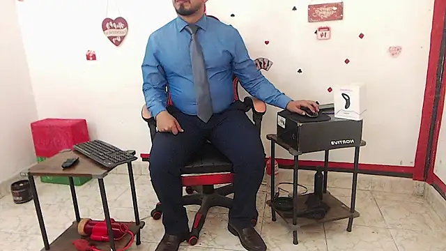 KalethBigDick online show from February 13, 9:44 pm