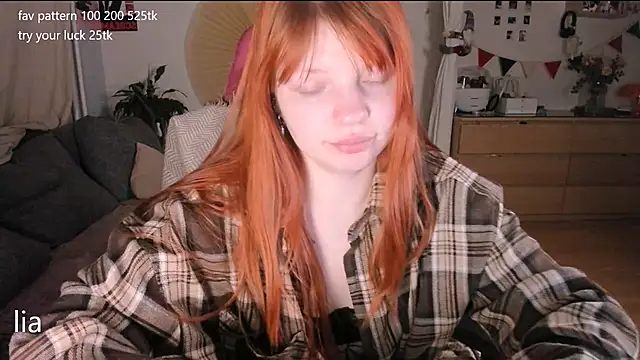 lil lia online show from February 16, 11:56 pm