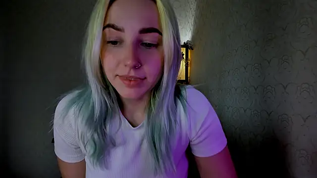 coraline meow online show from December 18, 6:32 am