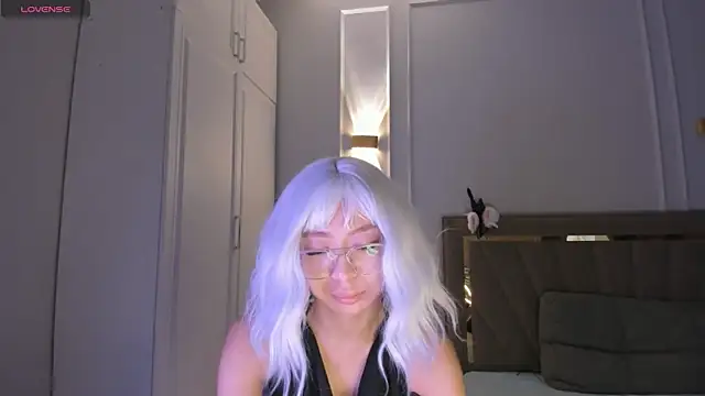 heemia online show from December 19, 4:13 am