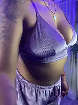 haiiley more online show from February 8, 2:47 am