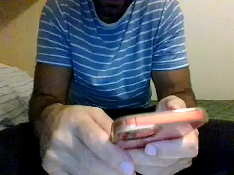 Snapshot of coppai200 chatting on October 17, 12:14 am coppai200 online show from October 17, 12:14 am