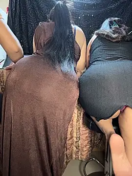 Snapshot of Miss__Malaika chatting on December 16, 7:24 am Miss Malaika online show from December 16, 7:24 am