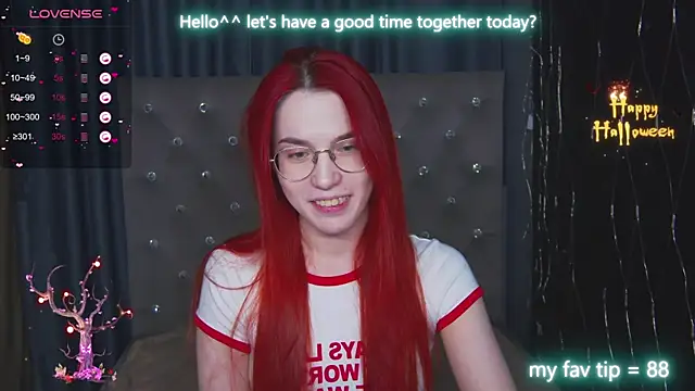 EmilyKents online show from October 17, 1:42 am