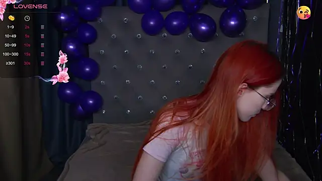 EmilyKents online show from November 15, 1:25 am