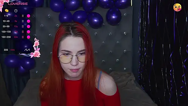 EmilyKents online show from November 21, 1:59 am