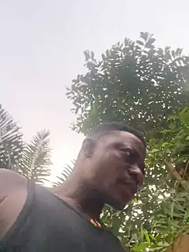 Snapshot of BigBrotherFreak chatting on February 1, 6:12 am BigBrotherFreak online show from February 1, 6:12 am