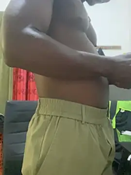 Snapshot of BigBrotherFreak chatting on February 10, 3:27 pm BigBrotherFreak online show from February 10, 3:27 pm