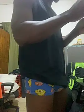 Snapshot of BigBrotherFreak chatting on February 11, 3:44 am BigBrotherFreak online show from February 11, 3:44 am