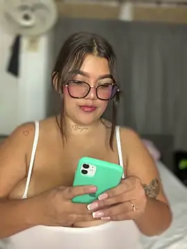 Michellesexxy online show from January 25, 3:09 am