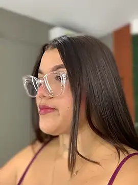 Michellesexxy online show from March 11, 3:05 am